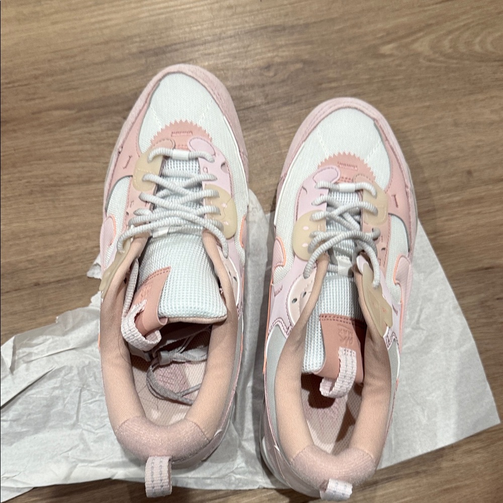 Nike Women's Pink and White Sneakers
